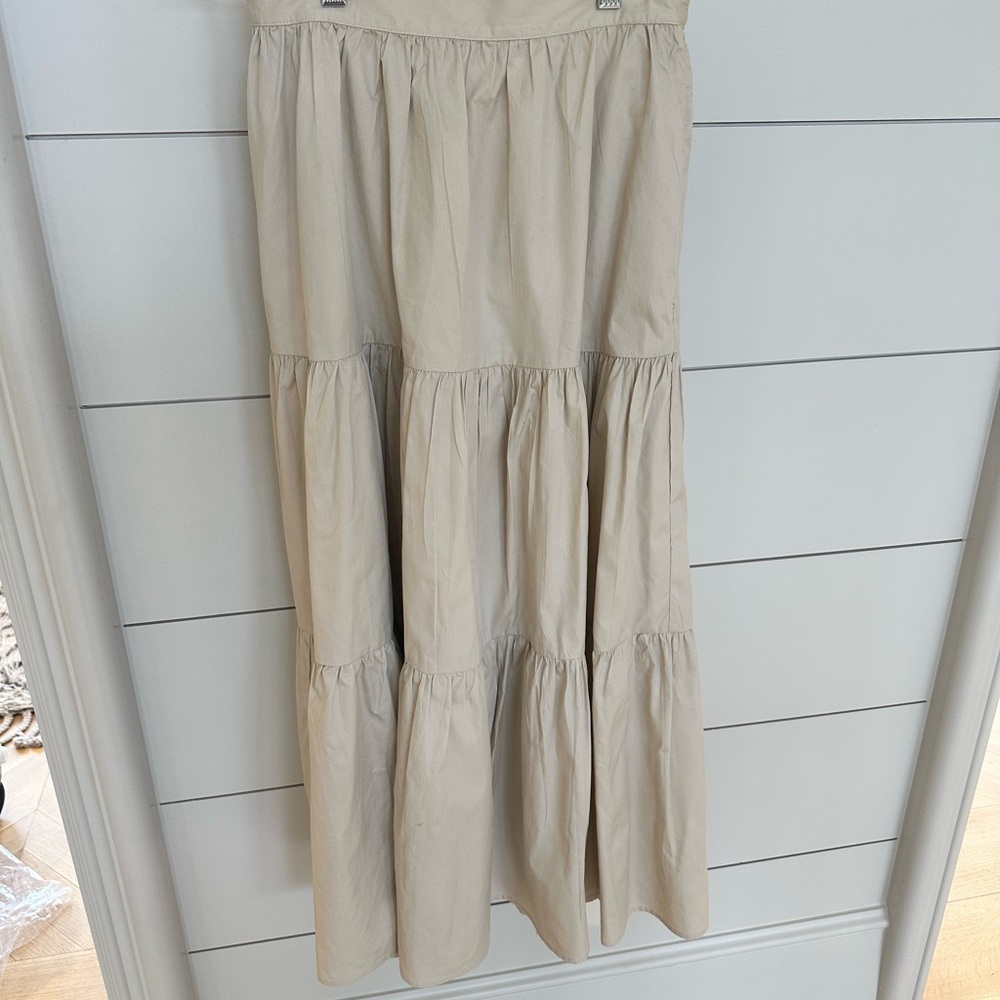 Xirena Angeline skirt small biscuit colored nwot